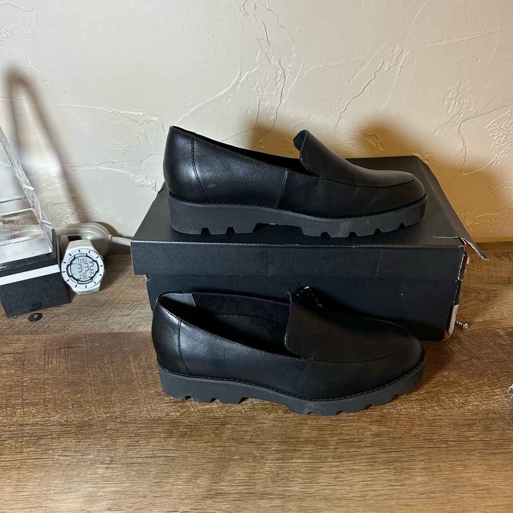 VIONIC Kensley Slip-on Loafer Women's Size US 9.5 Wide Black Nappa